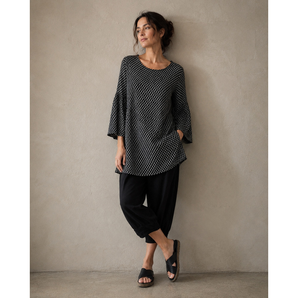 Bryn Walker Geometric Print Bell Sleeve Tunic Top Black White S Relaxed Stretch